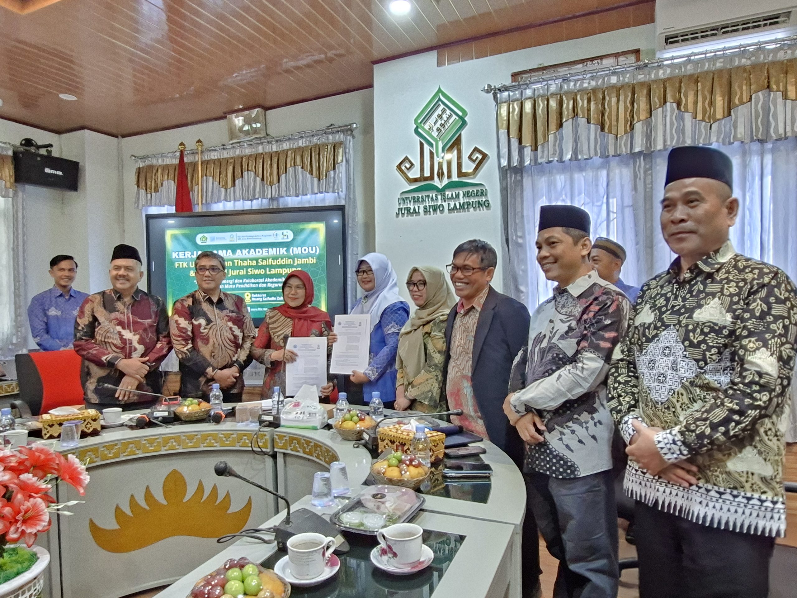 FTK UIN STS Jambi Kunjungi FTIK UIN Jurai Siwo Lampung, Bangun Sinergi dan Kolaborasi Akademik untuk Penguatan Mutu Pendidikan dan Keguruan